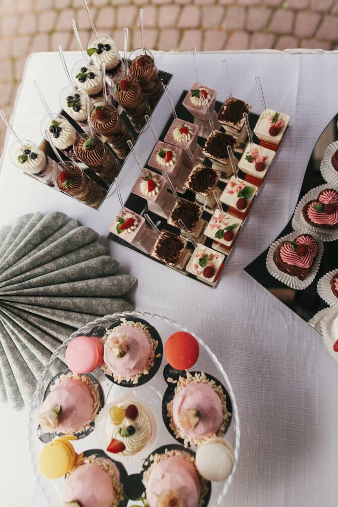 Luxury catering concept. Delicious candy bar