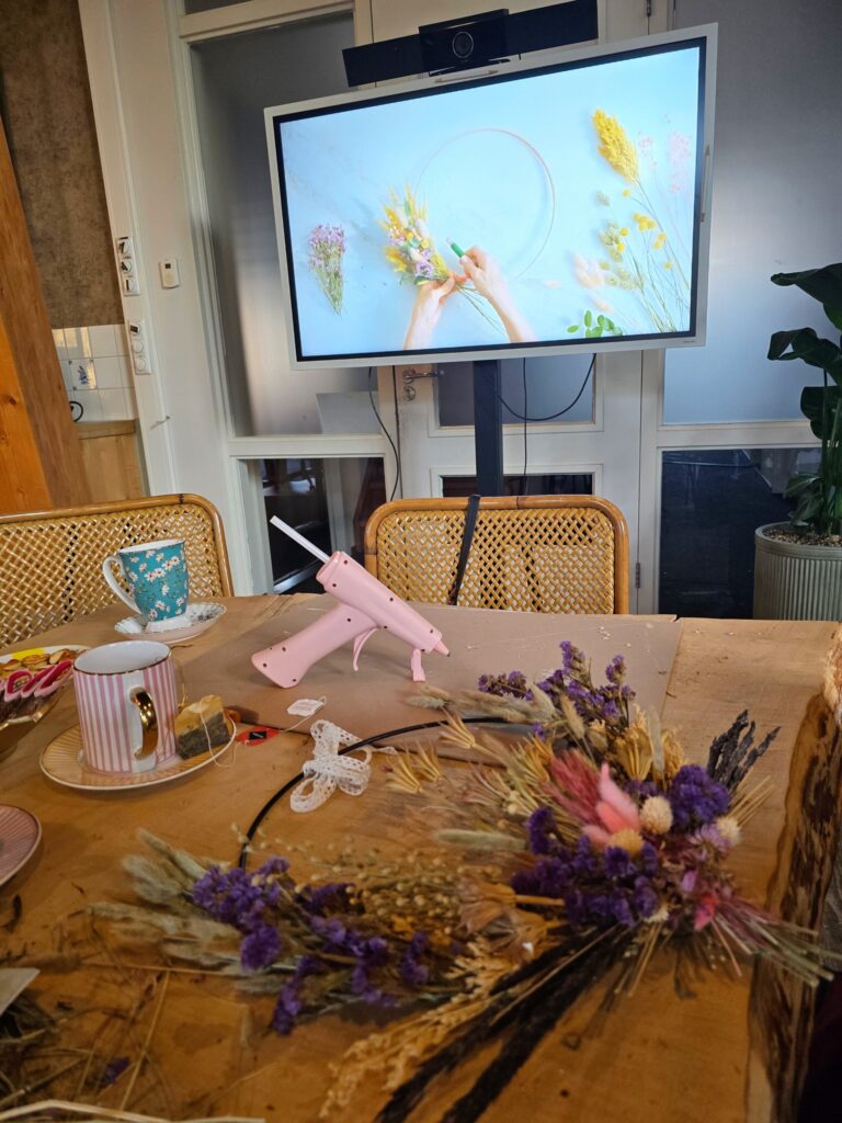 Het Klubhuis | Droogbloemringen | 16 Het Klubhuis | 501404677 722896850259267 5294145856173305902 n