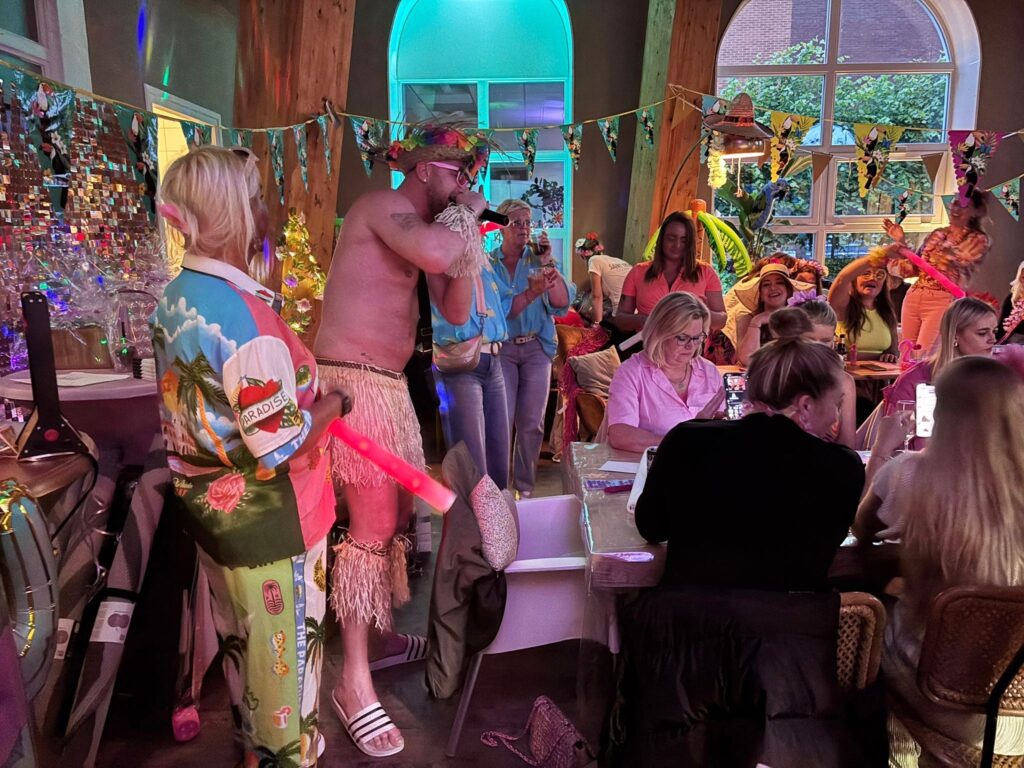 Het Klubhuis | Tropische bingo | 38 Het Klubhuis | 504637954 729645759584376 5197176853529315677 n