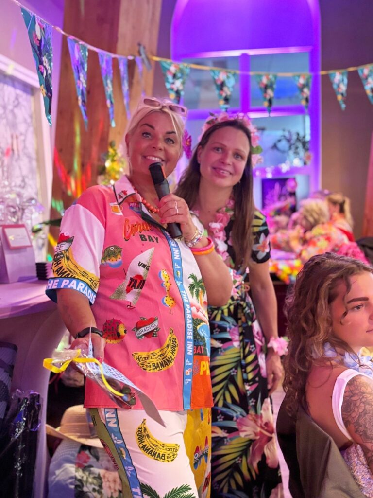 Het Klubhuis | Tropische bingo | 48 Het Klubhuis | 504818816 729645722917713 4261349358316882758 n