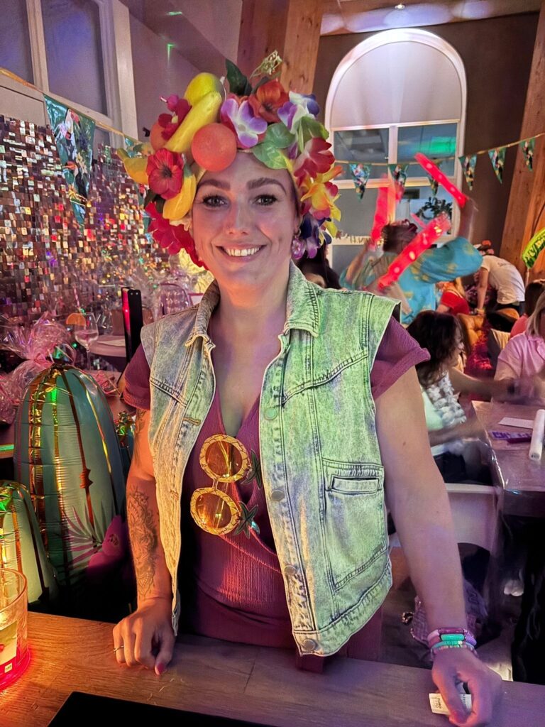 Het Klubhuis | Tropische bingo | 62 Het Klubhuis | 505189188 729645682917717 3178533917726780448 n