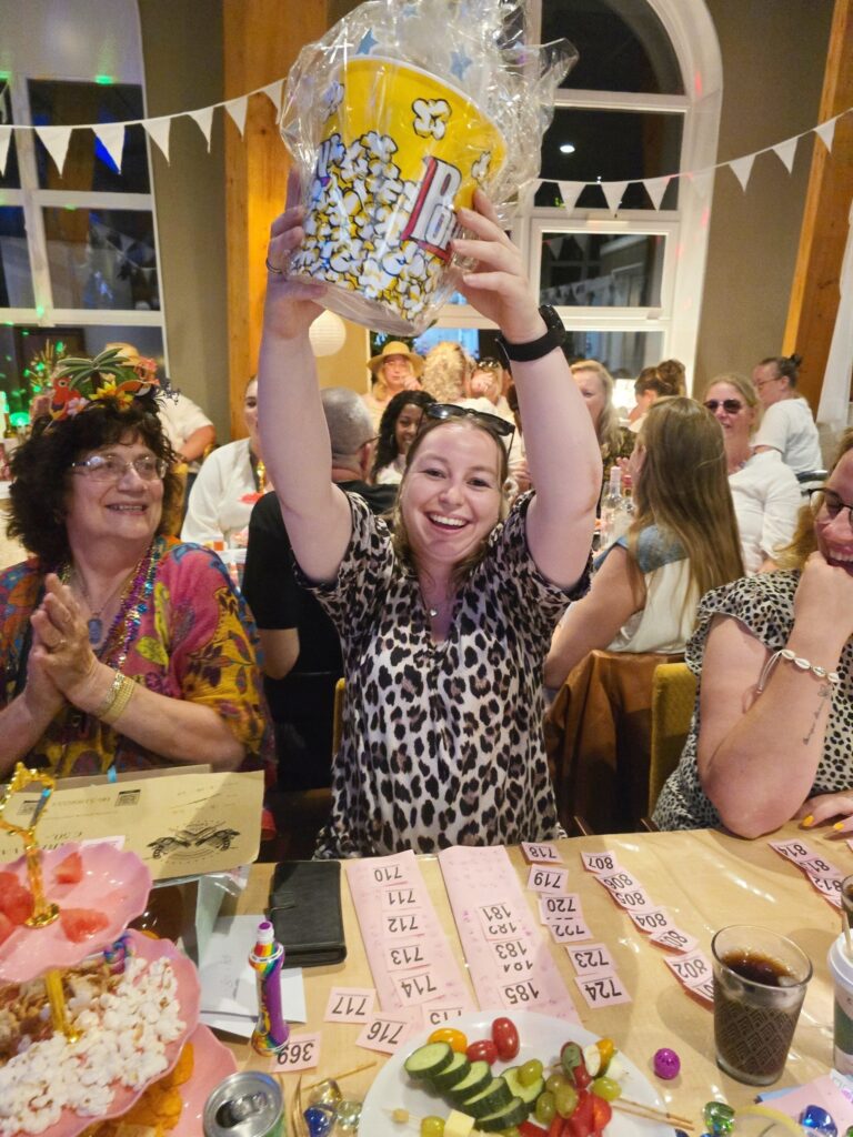 Het Klubhuis | White Ibiza Bingo | 27 Het Klubhuis | 533140896 782091997673085 4820400762055528152 n