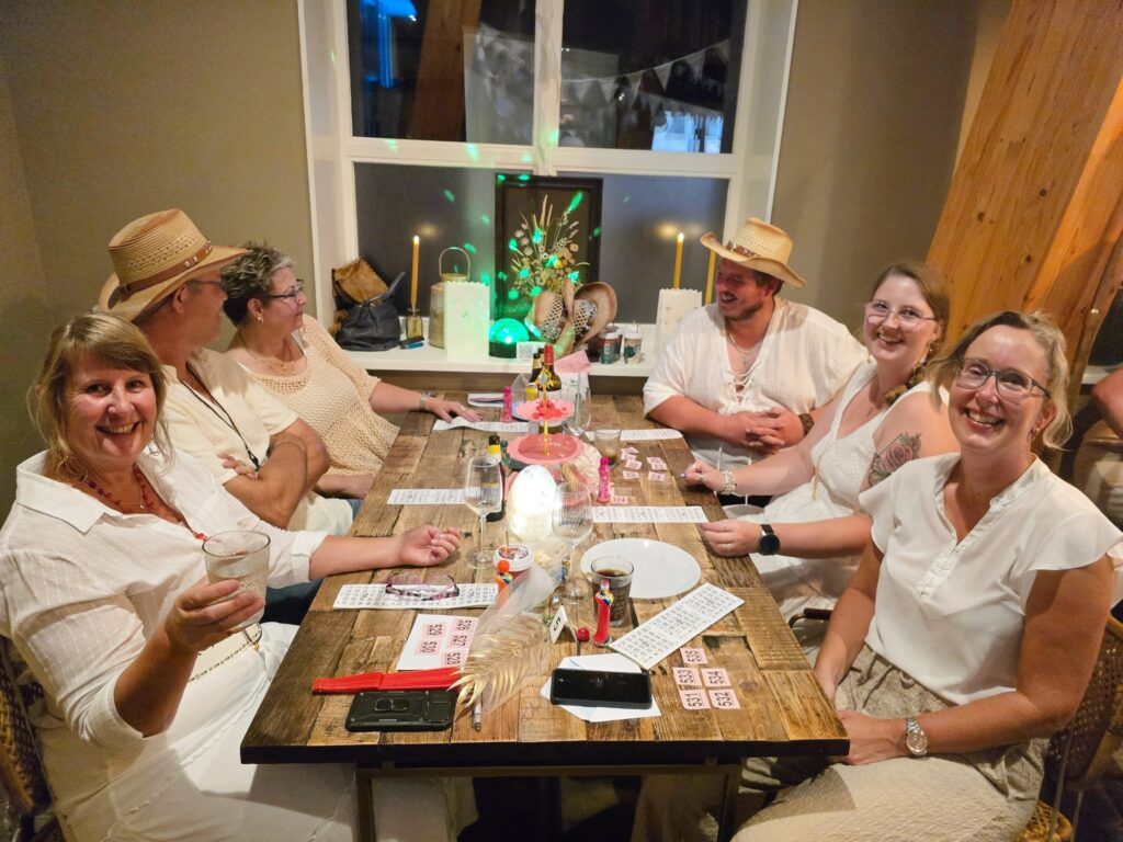 Het Klubhuis | White Ibiza Bingo | 38 Het Klubhuis | 533737920 782092161006402 2628699867743082491 n