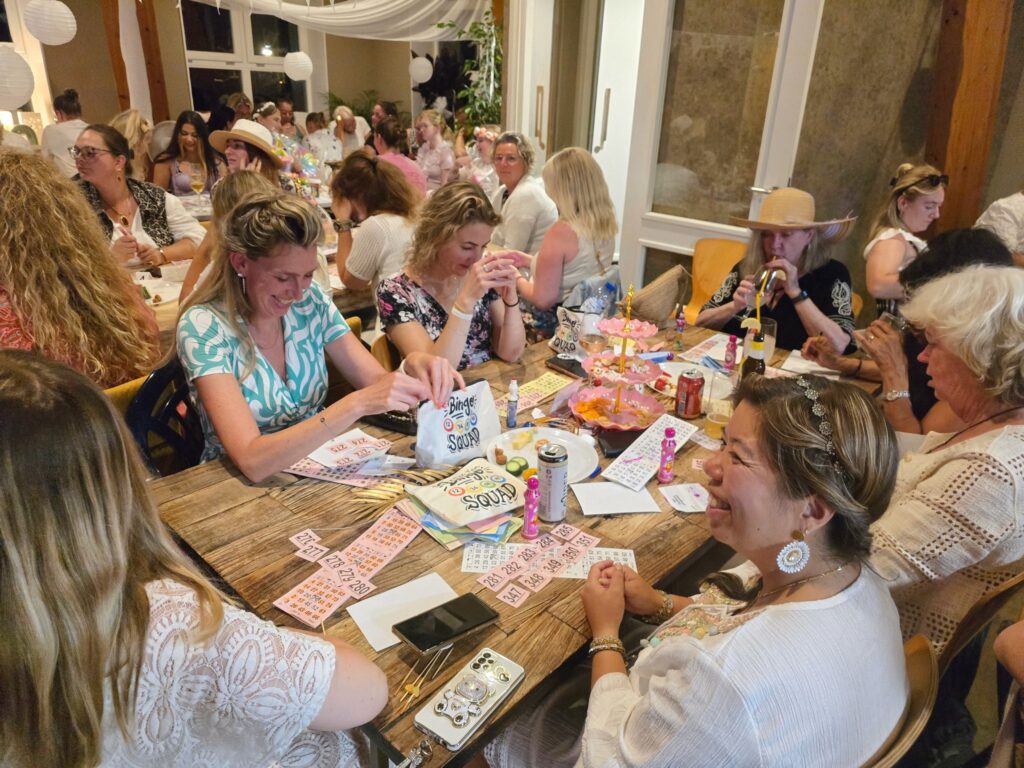 Het Klubhuis | White Ibiza Bingo | 57 Het Klubhuis | 534803055 782091624339789 715140983196904813 n