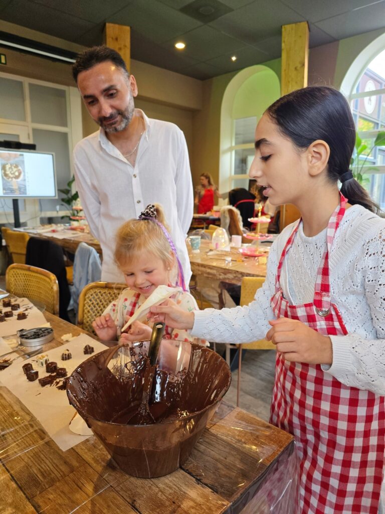 Het Klubhuis | Bonbon workshop | 32 Het Klubhuis | 538616078 793332943215657 6094782449172911888 n