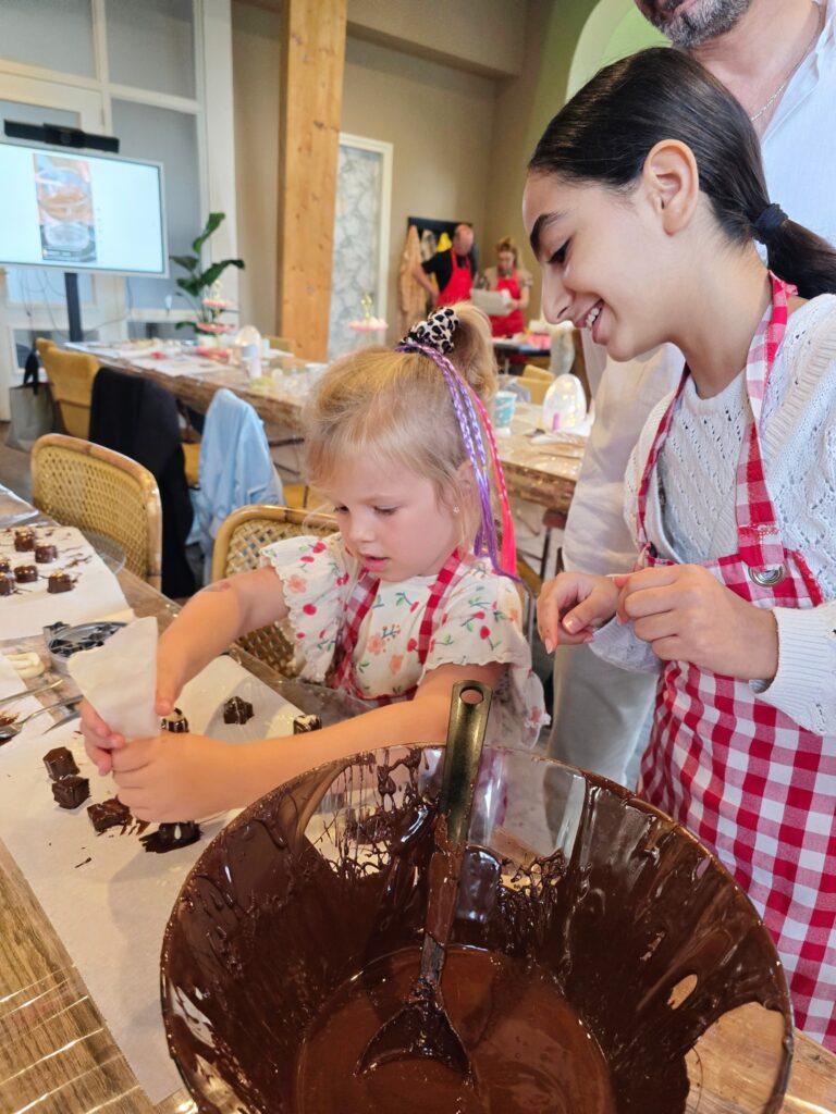 Het Klubhuis | Bonbon workshop | 49 Het Klubhuis | 540958530 793331719882446 664284624368381493 n